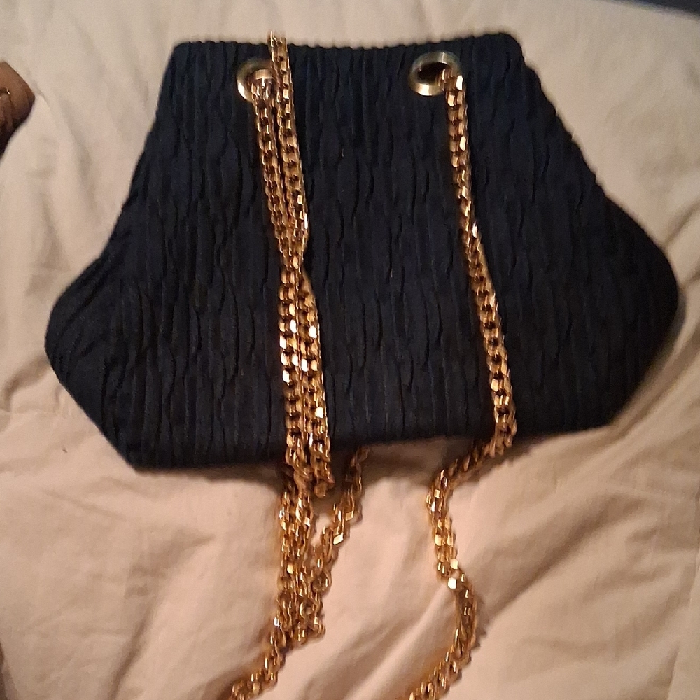 Baikal New York Chic Black Textured Shoulder Bag with Gold Chain Straps